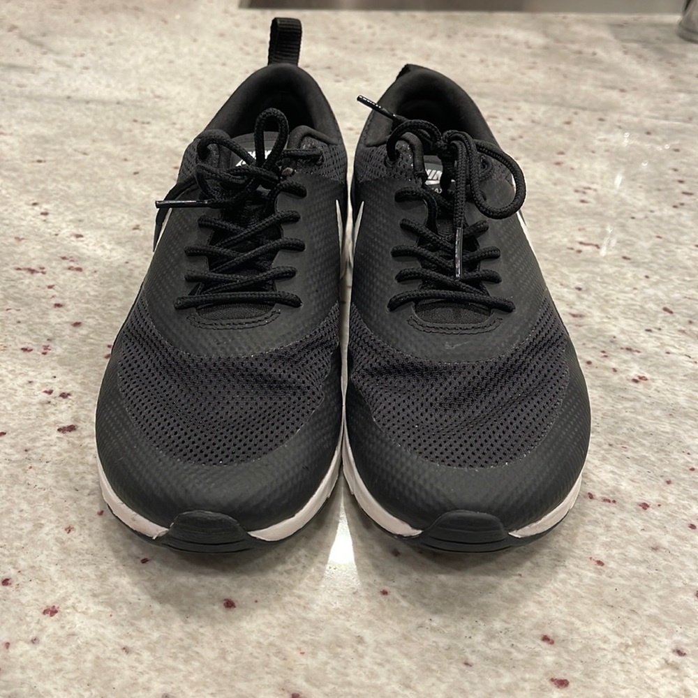 Nike Air Max Thea - size 9.